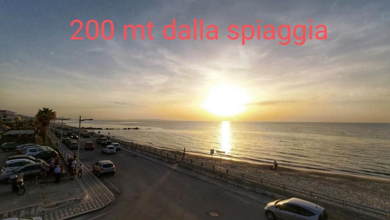 B&B Tifeo Villafranca Tirrena Eksteriør billede