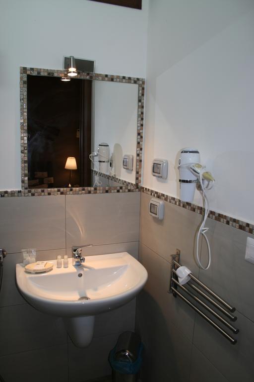 B&B Tifeo Villafranca Tirrena Eksteriør billede